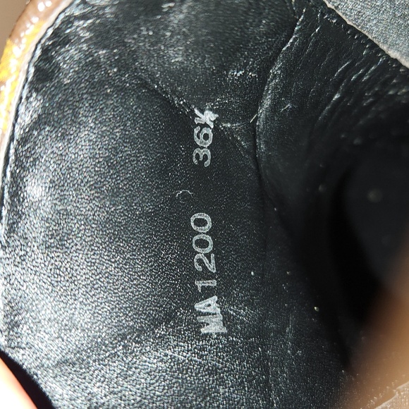 36.5 Louis Vuitton Beaubourg Ankle Boot Shoes - LV Monogram - Picture 6 of 14